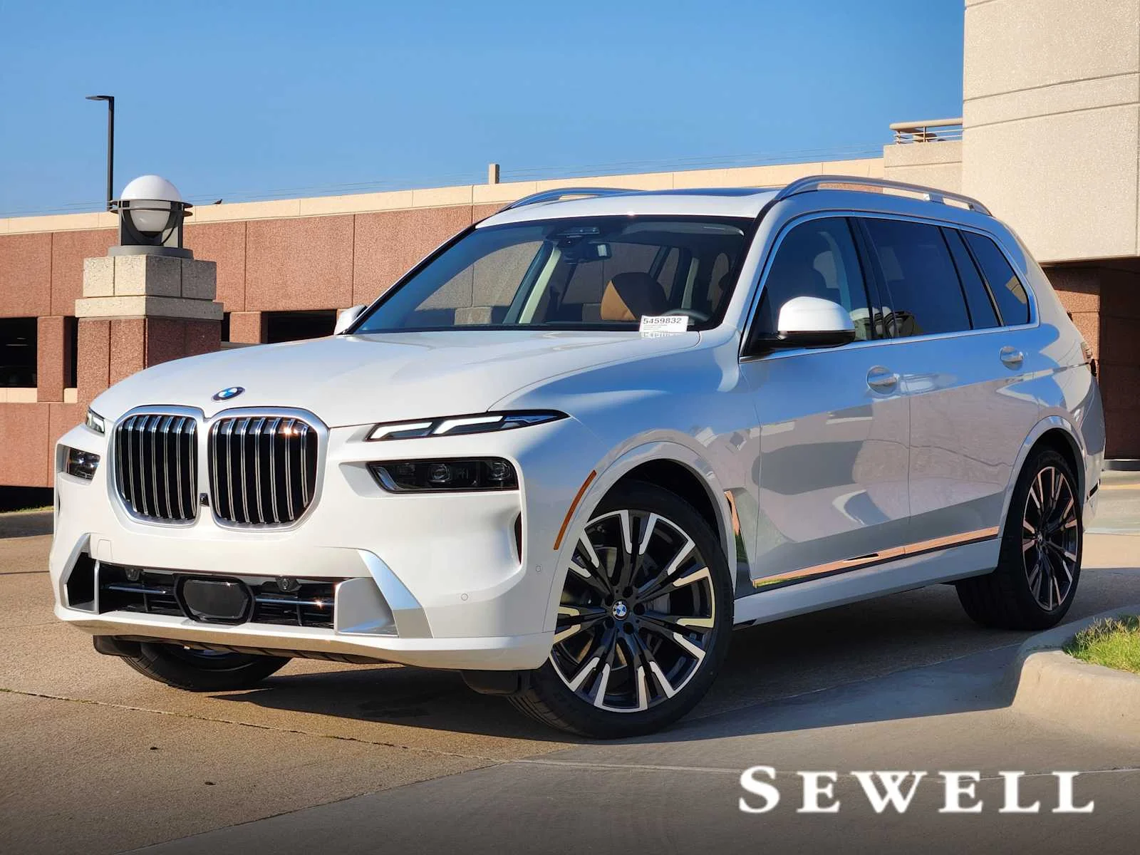 2027 BMW X7