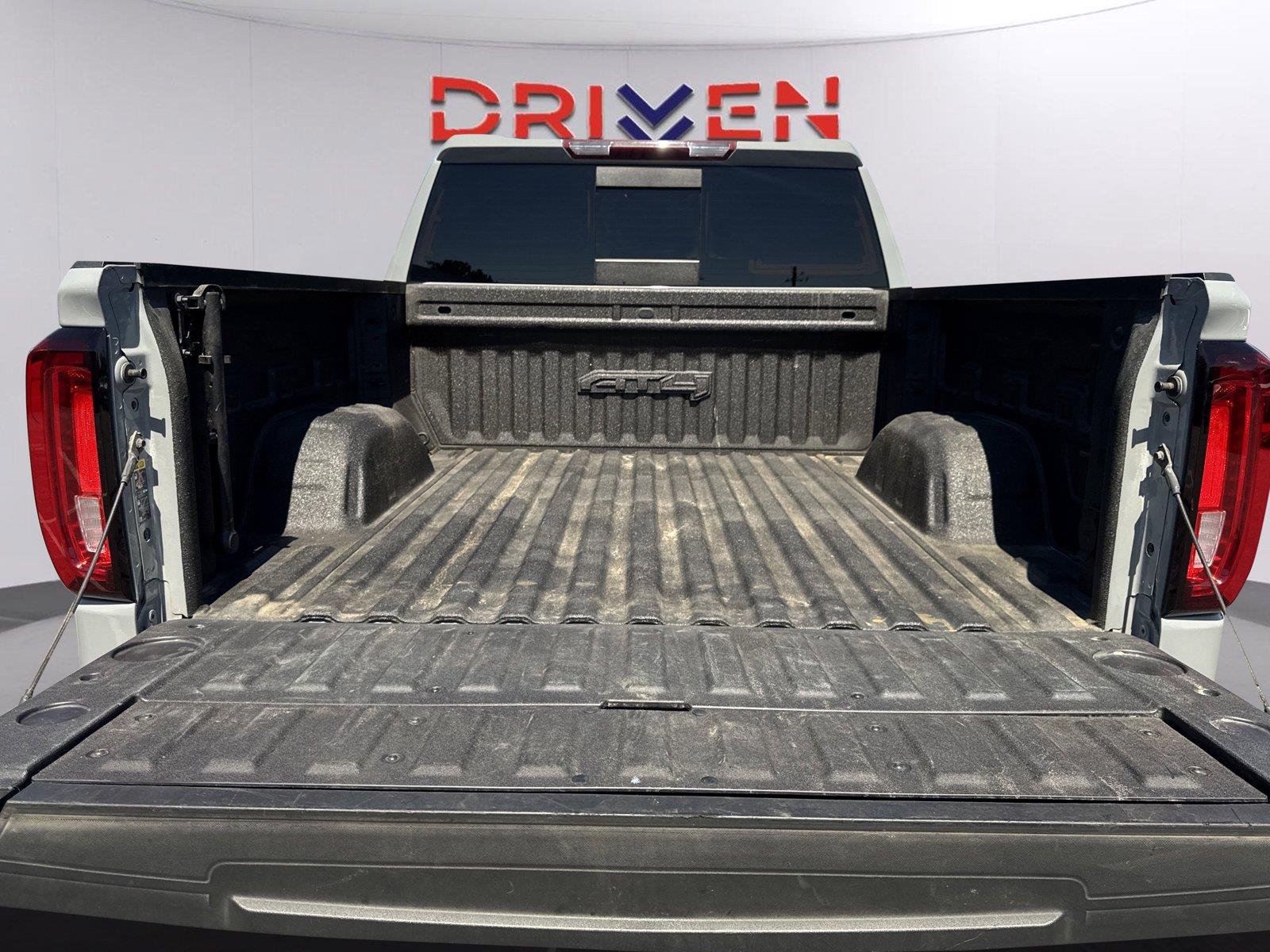 Used 2024 Thunderstorm Gray GMC AT4 image 32
