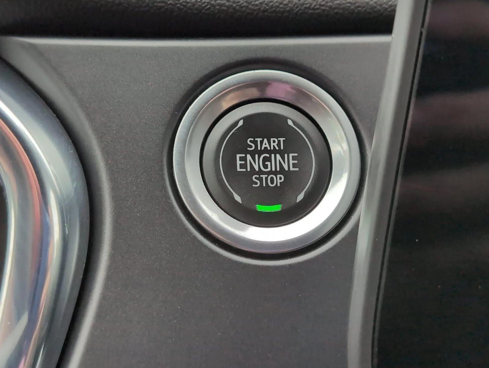 Used 2023 Black Chevrolet 3LT image 27