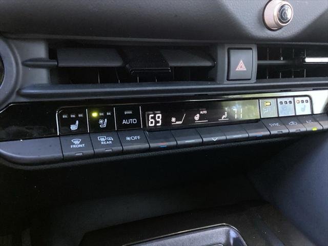Certified Used 2025 BLACK Toyota  image 15