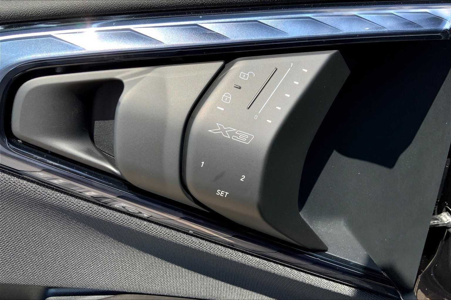 New 2025 Black Sapphire Metallic BMW 30 xDrive image 16