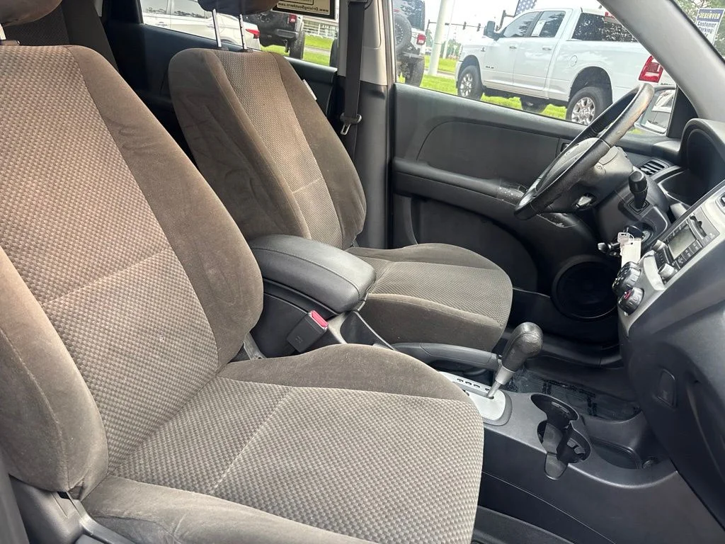Used 2010 Silver Kia EX image 24