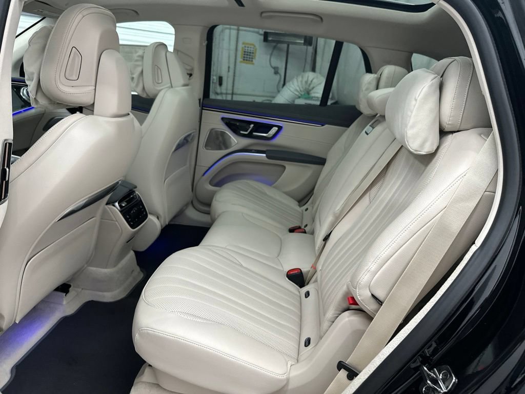 New 2027 Black Mercedes-Benz EQS 400 image 51