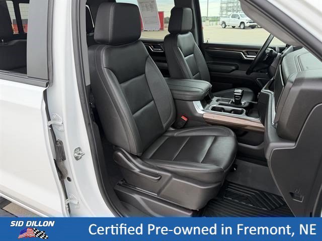 Used 2025 Summit White Chevrolet LT Trail Boss image 8