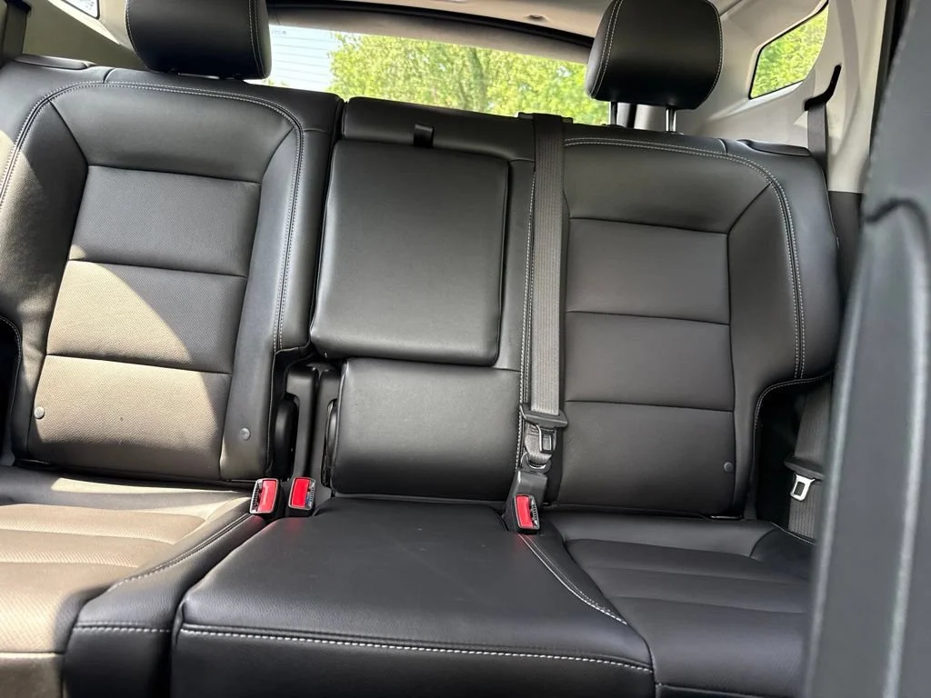 Used 2023 Sterling Metallic GMC SLT image 23