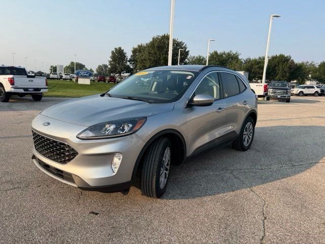 Used 2022 Silver Metallic Ford SEL image 5