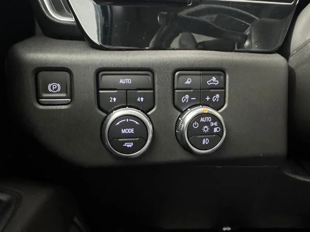Certified Used 2022 Titanium Rush Metallic GMC SLT image 19