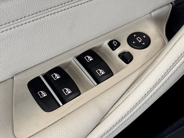 Used 2023 Black BMW 540i xDrive image 22