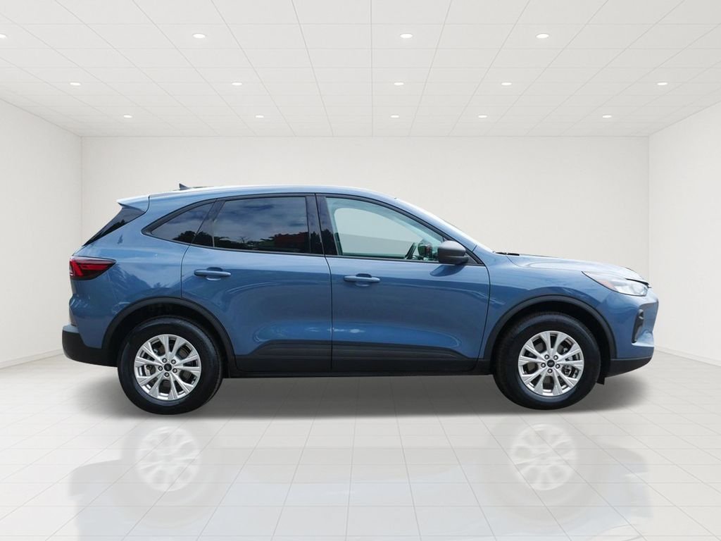 Used 2025 Blue Ford Active image 2