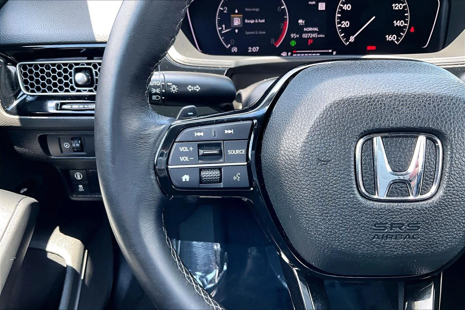 Used 2023 Platinum White Pearl Honda Sport image 24