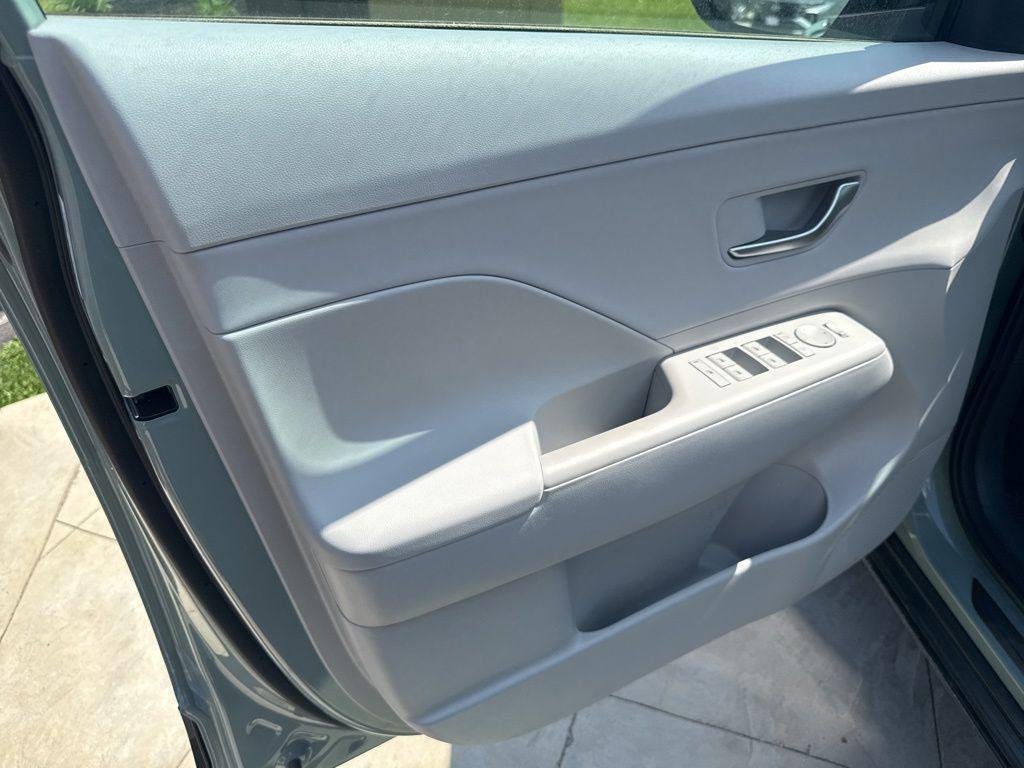 New 2026 Green Hyundai SEL Premium AWD image 10