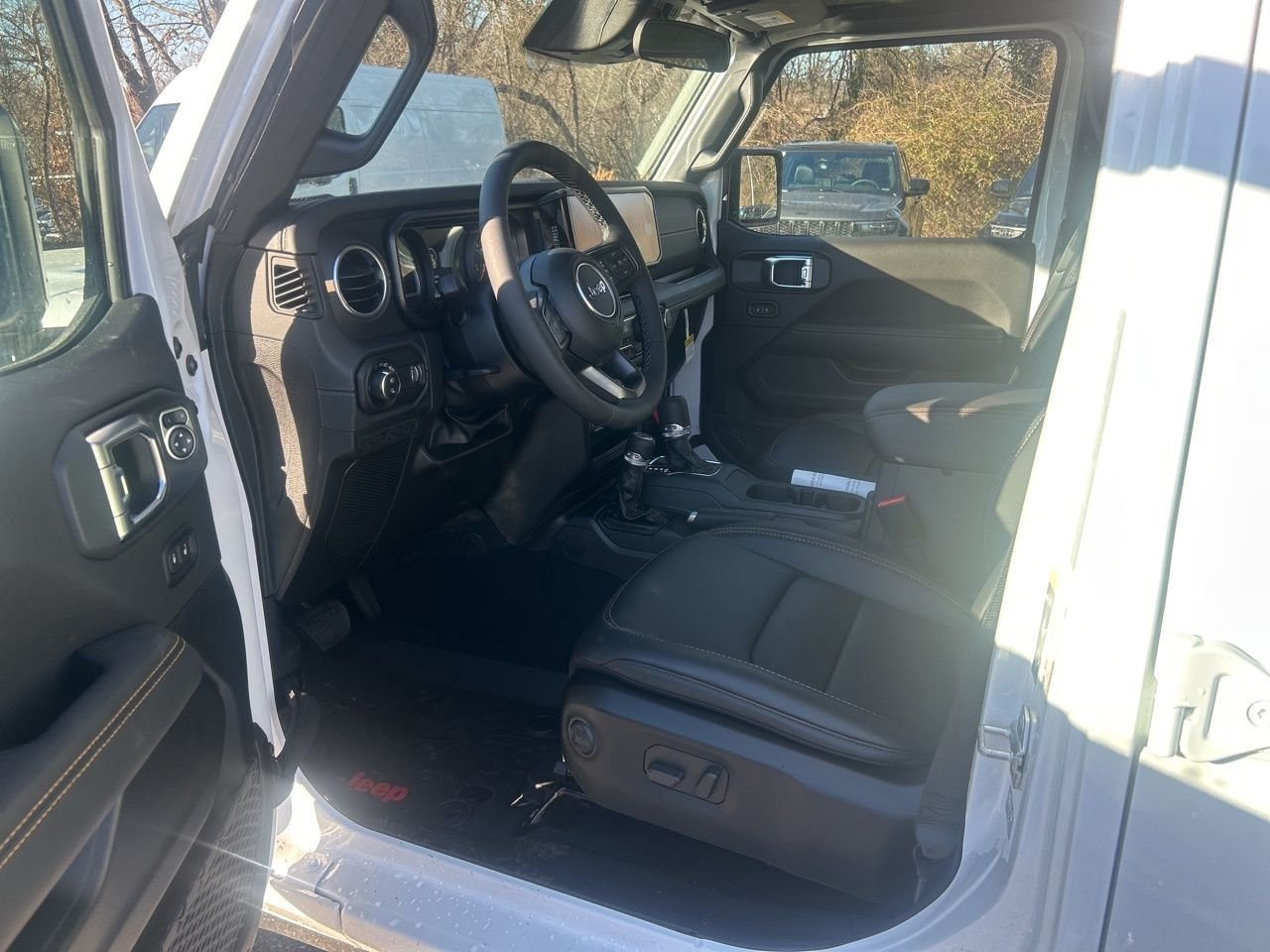 New 2026 Bright White Clearcoat Jeep Sahara image 10