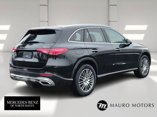 Used 2026 Black Mercedes-Benz GLC 300 image 3