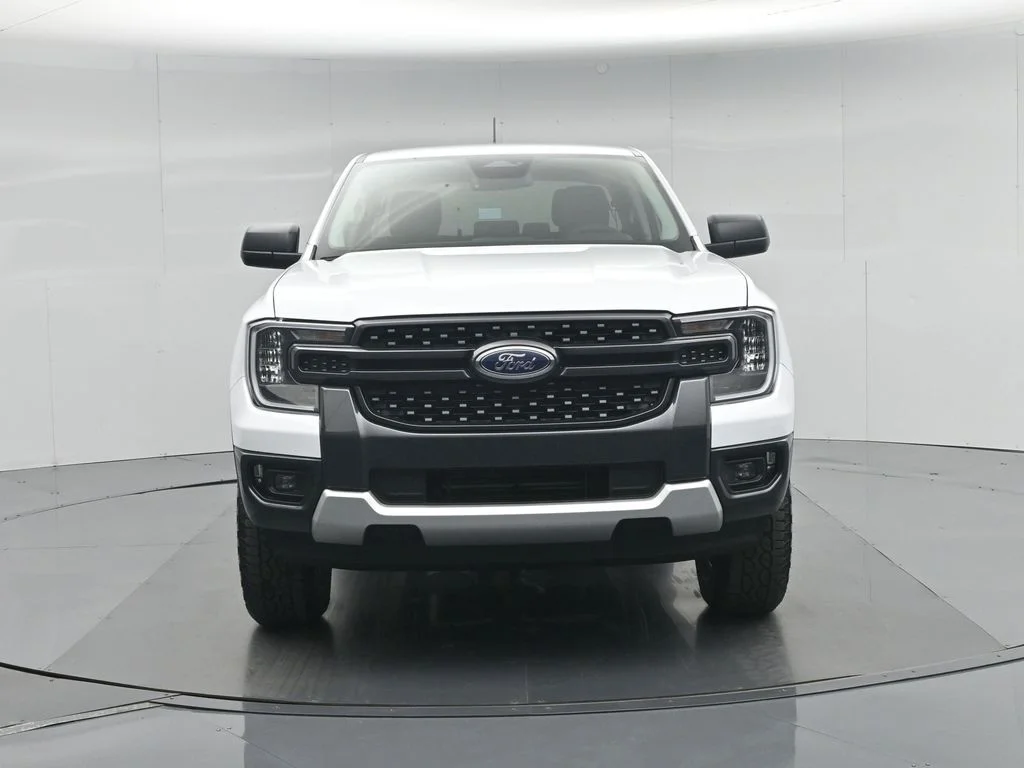 New 2026 Oxford White Ford XLT image 22