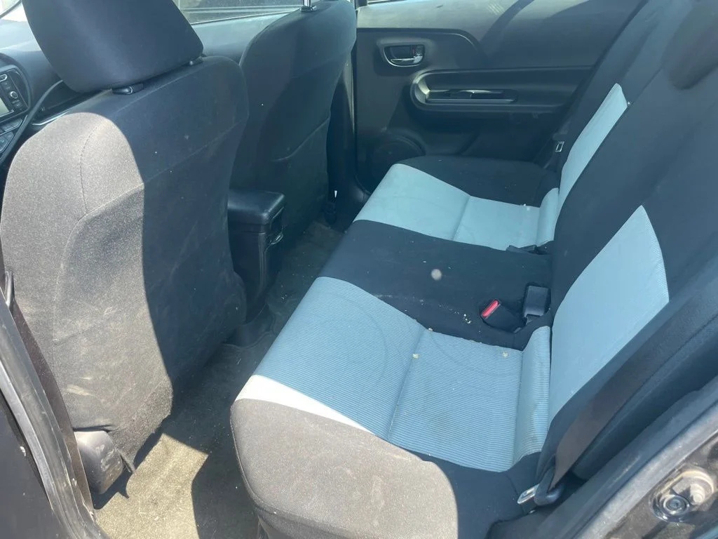 Used 2015 Black Toyota Two image 19