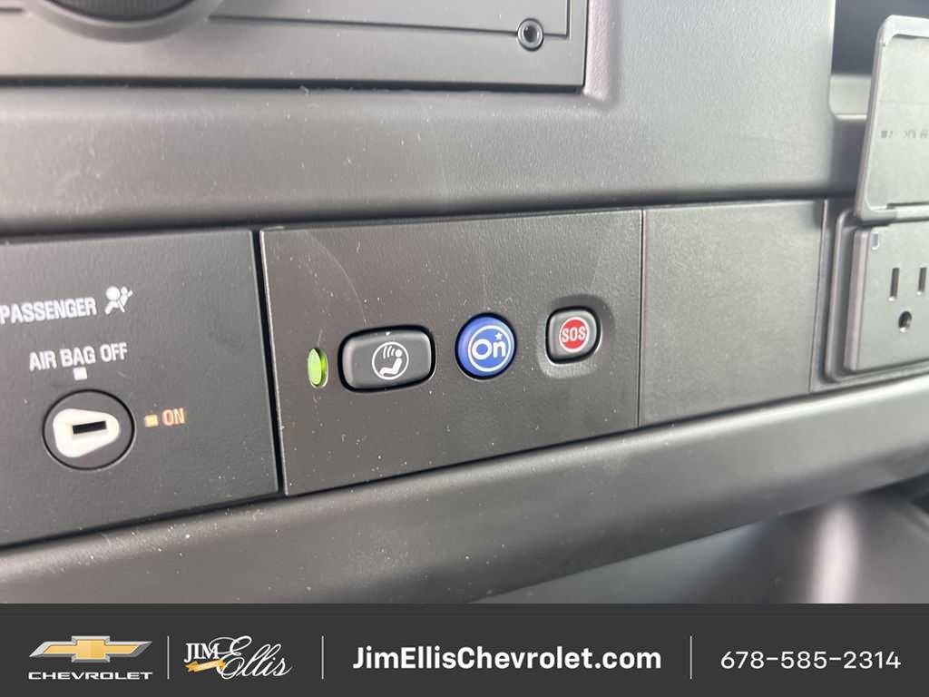 2025 Chevrolet Express Cargo Work Van - Photo 22