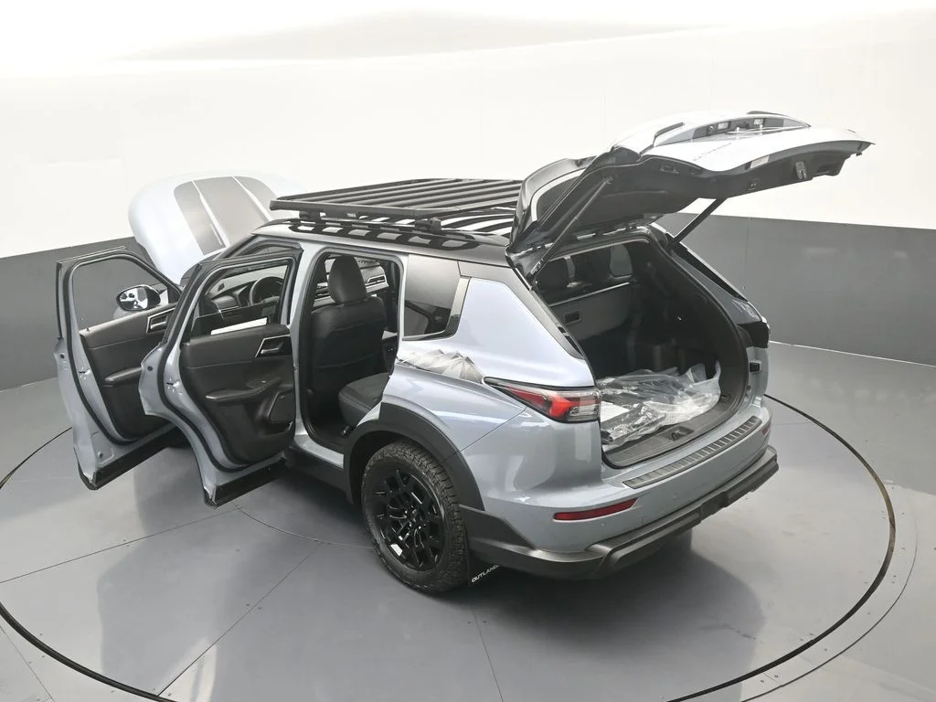 2025 Mitsubishi Outlander Trail Edition - Photo 78