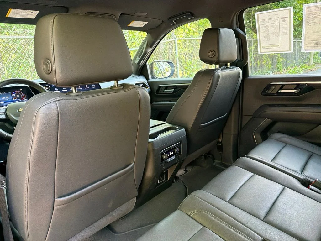 Used 2025 Black Chevrolet LT image 31