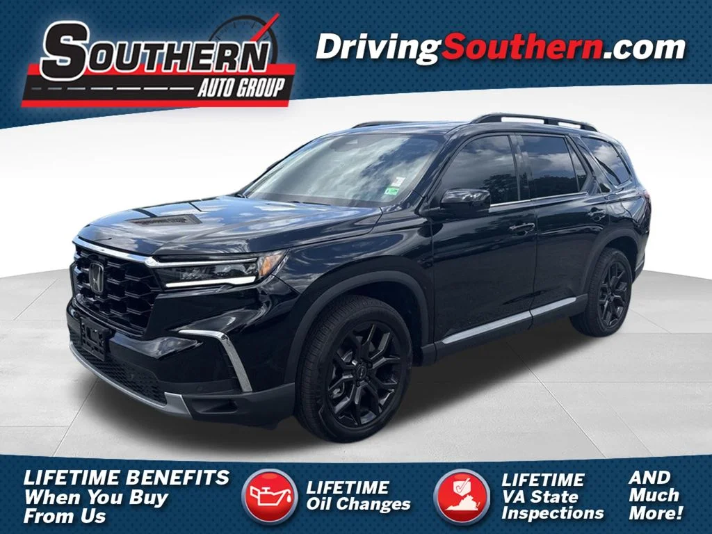 Used 2025 Black Honda Touring image 1