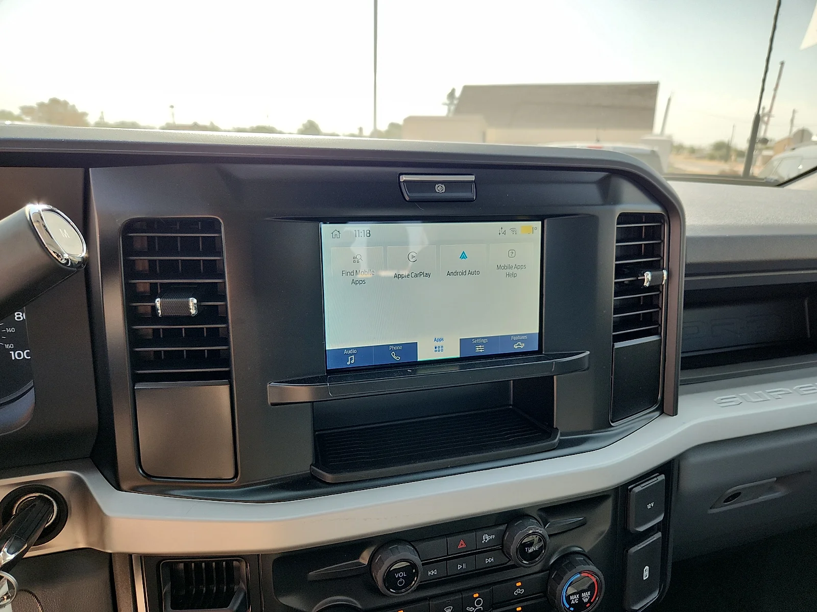 New 2027 Oxford White Ford XL image 24