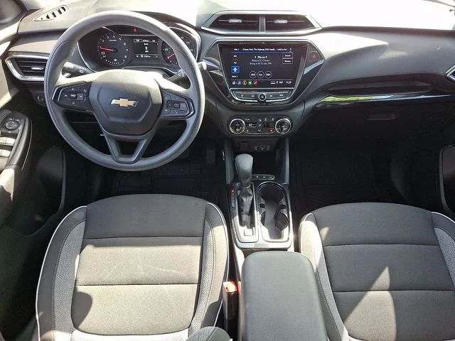 Used 2023 White Chevrolet LT image 15