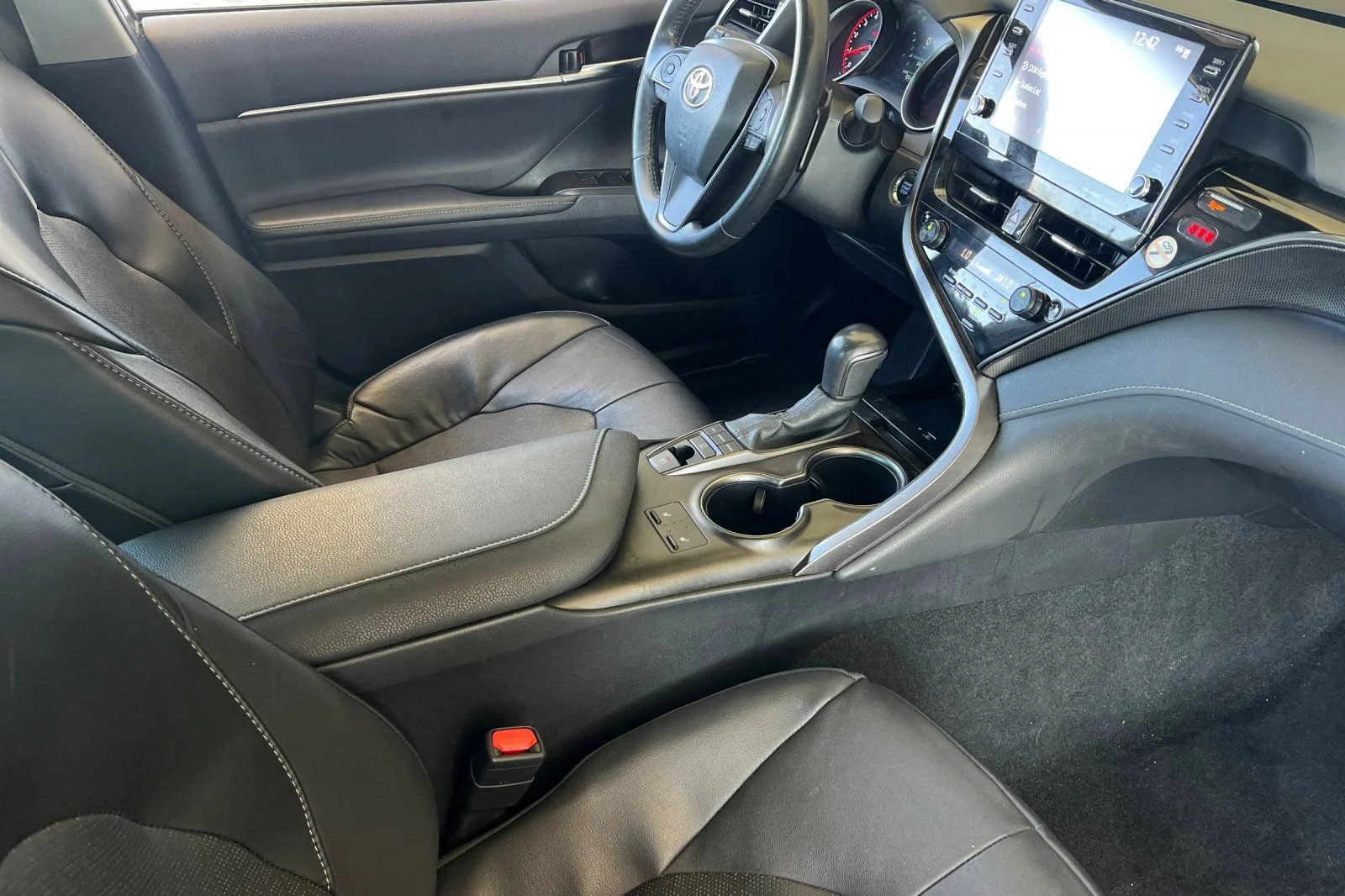 Used 2024  Toyota XSE image 15
