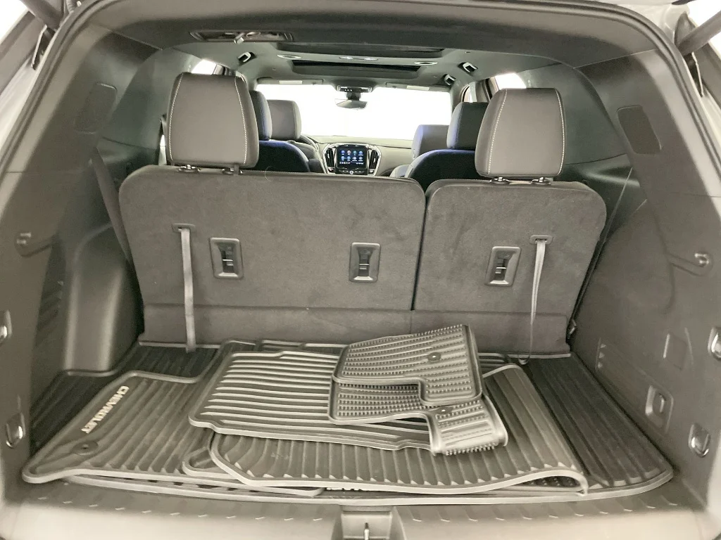 Used 2023 Sterling Gray Metallic Chevrolet LT Leather image 27
