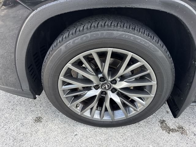Certified Used 2022 Black Lexus 350 F Sport Handling image 10