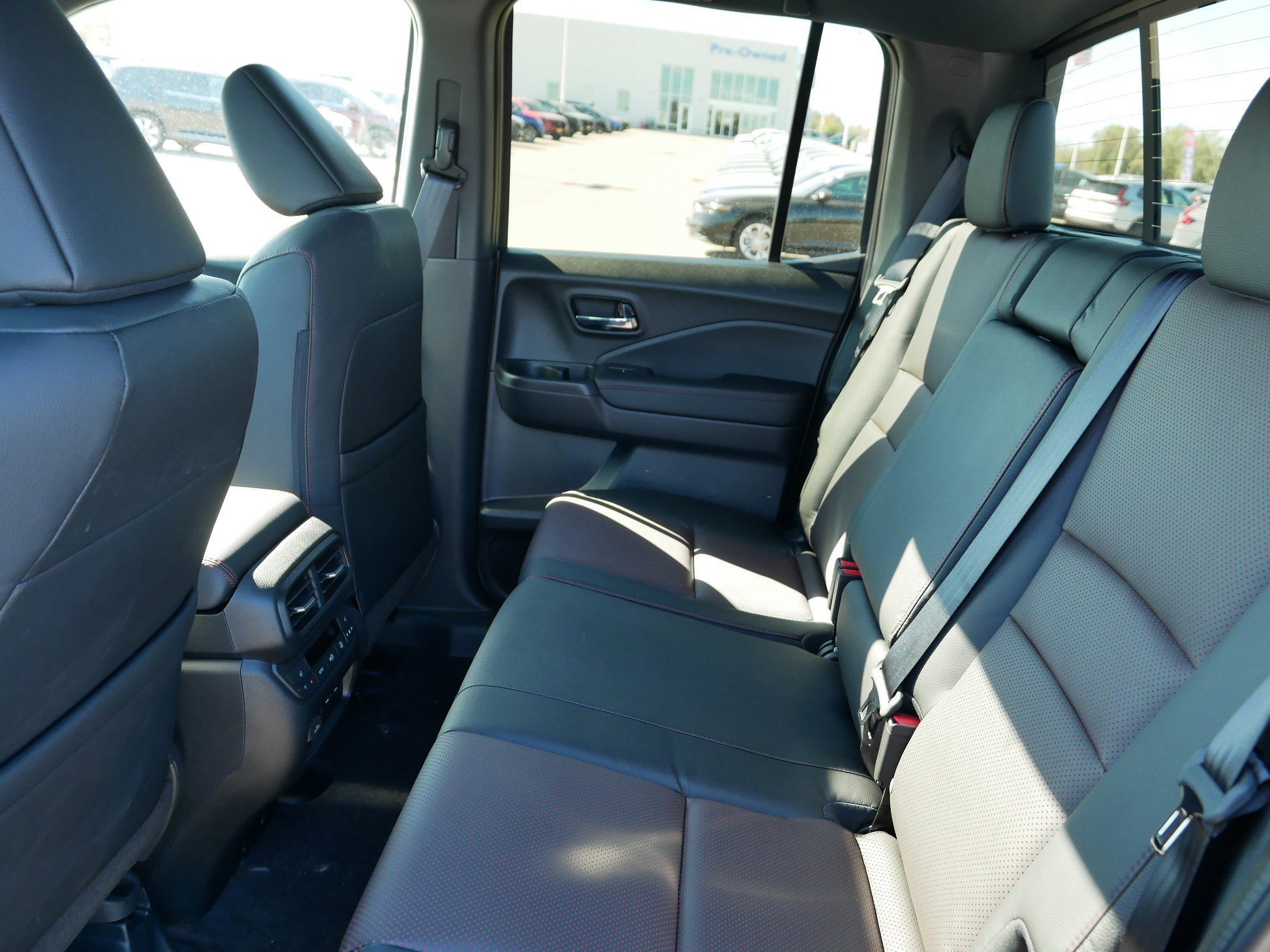 2026 Honda Ridgeline Black Edition - Photo 7