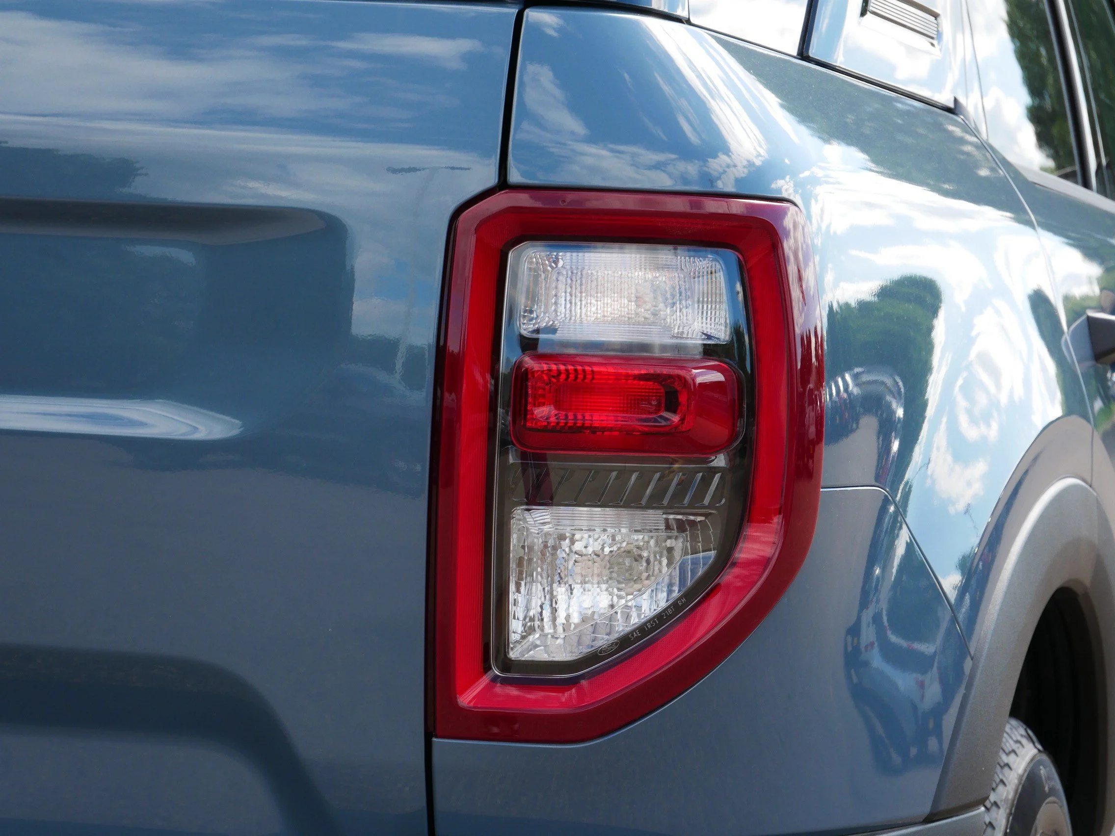 New 2026 Azure Gray Metallic Ford Outer Banks image 17