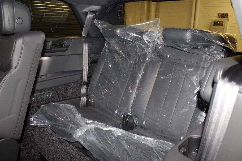 New 2026 Santorini Black Land Rover SE image 49