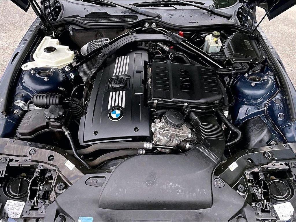 Used 2011 Blue BMW sDrive35i image 25