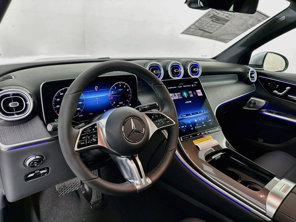 New 2027 Cirrus Silver Metallic Mercedes-Benz GLC 300 image 8