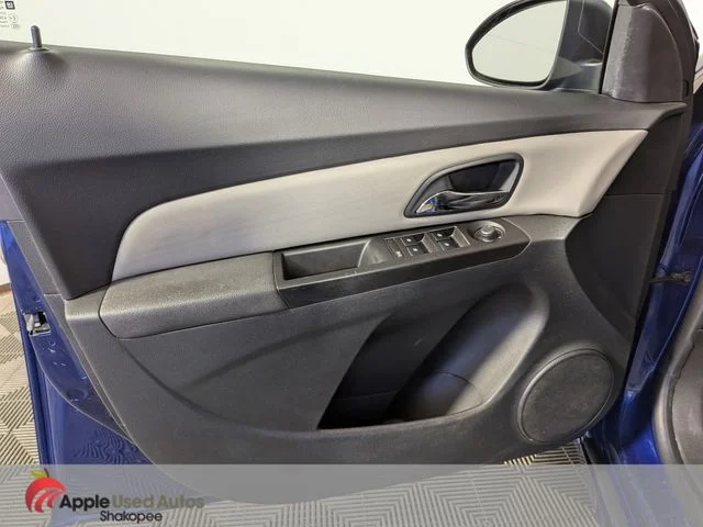 Used 2013 Blue Chevrolet LS image 10