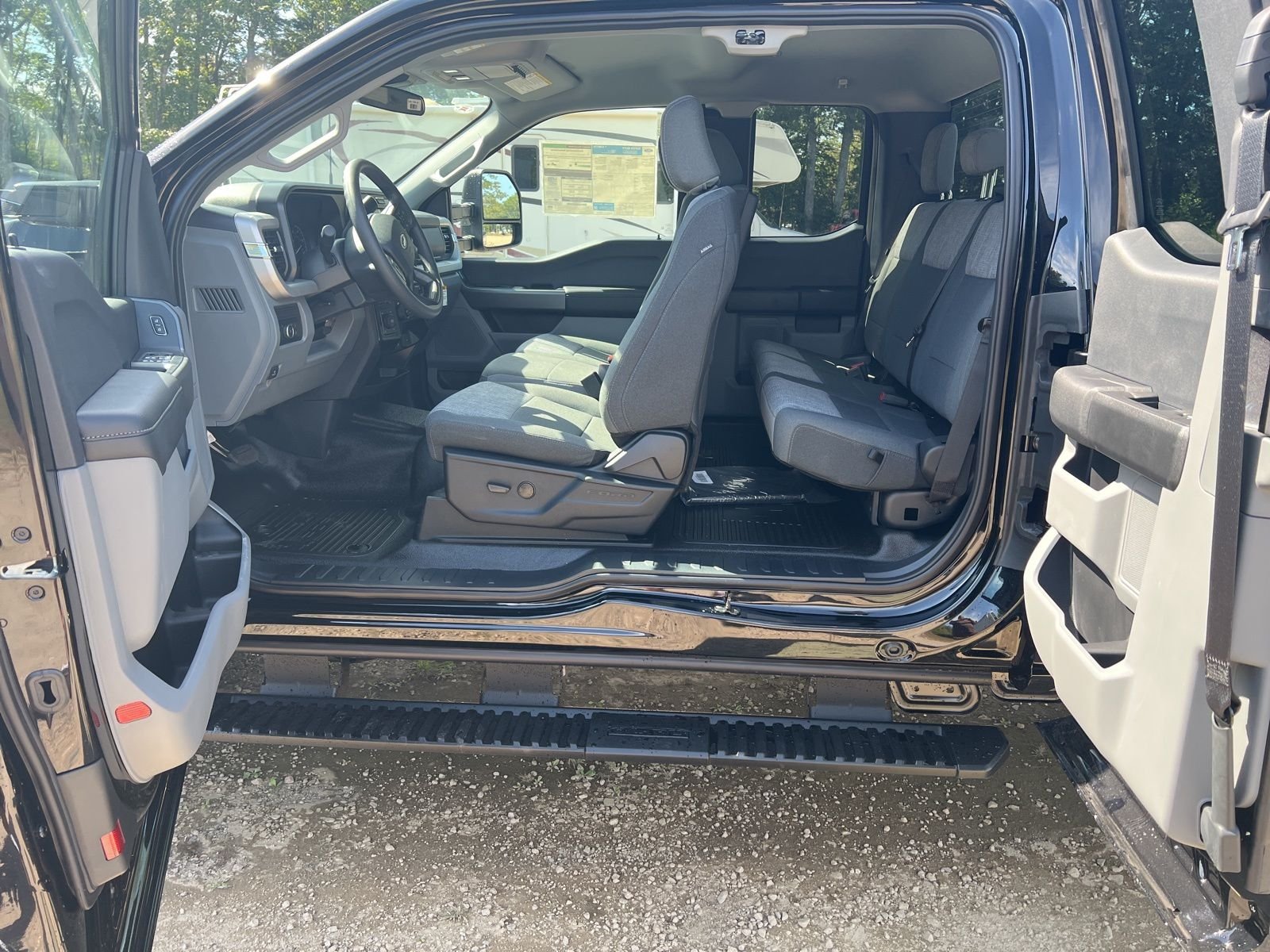 2026 Ford F-250 Super Duty XLT - Photo 12