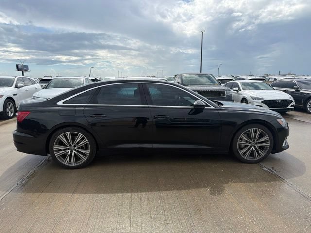 Used 2019 Brilliant Black Audi Premium image 2