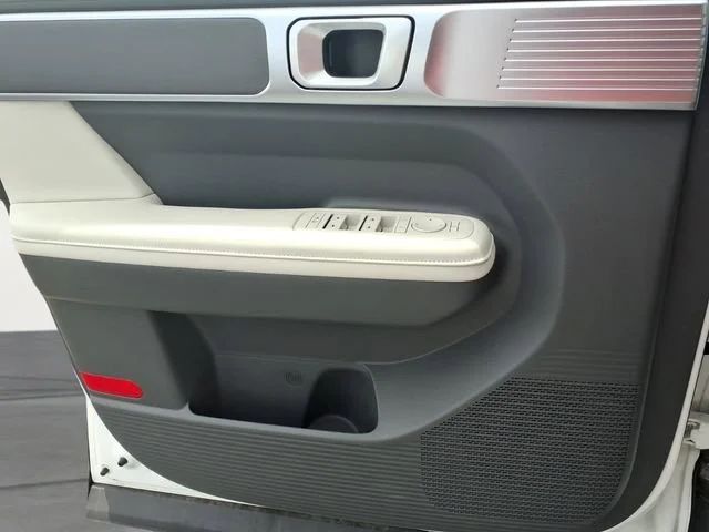 Used 2026  Hyundai SEL image 16
