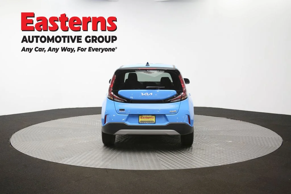 Used 2023 Blue Kia EX image 41
