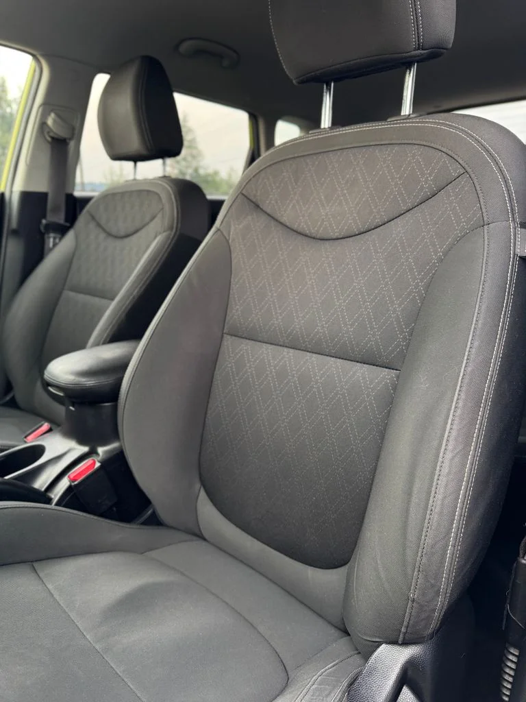 Used 2014 Alien II Kia Base image 30