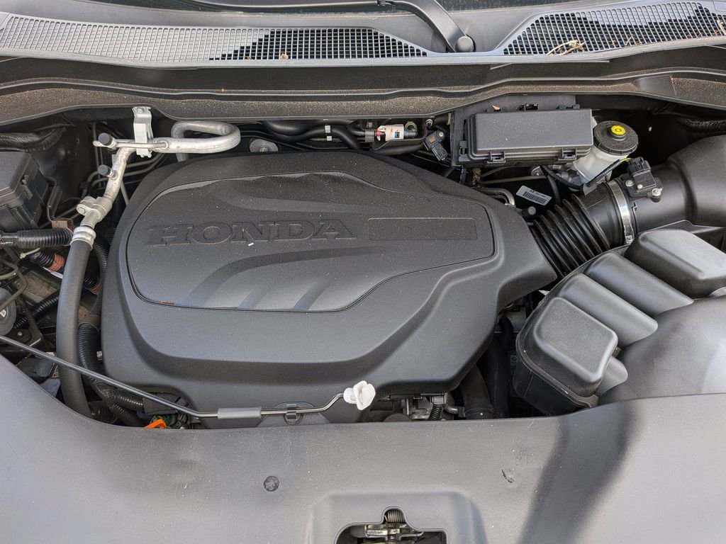 Used 2022 Black Honda EX-L image 10