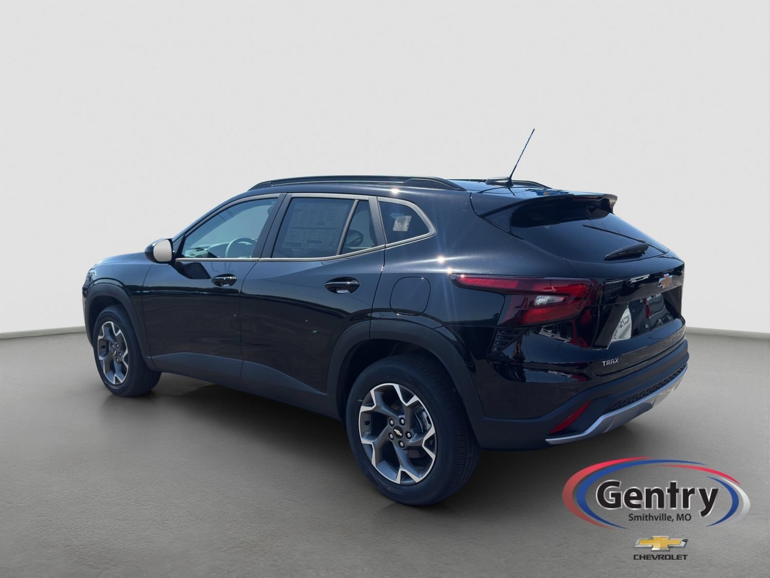 New 2026 Mosaic Black Metallic Chevrolet LT image 4