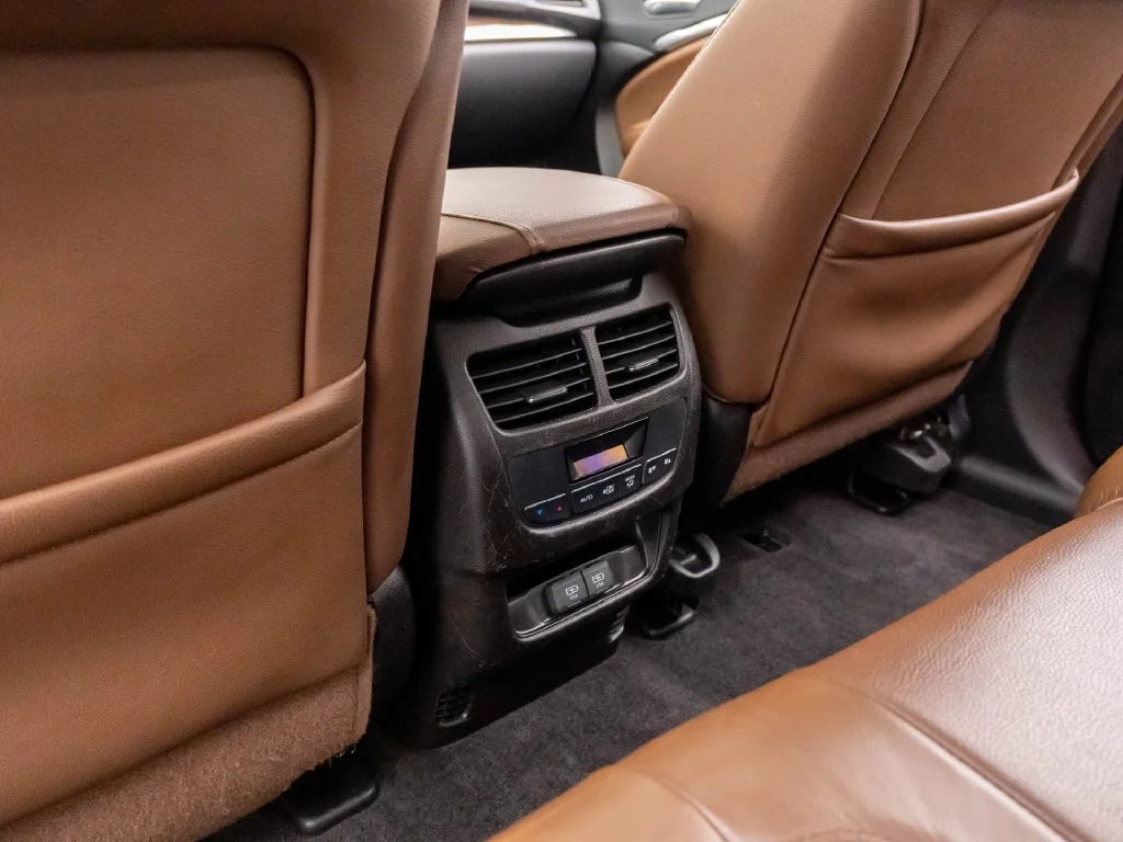 Used 2018  Acura 3.5L image 20
