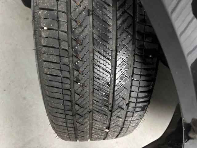 Used 2025 Black Acura Advance Package image 34