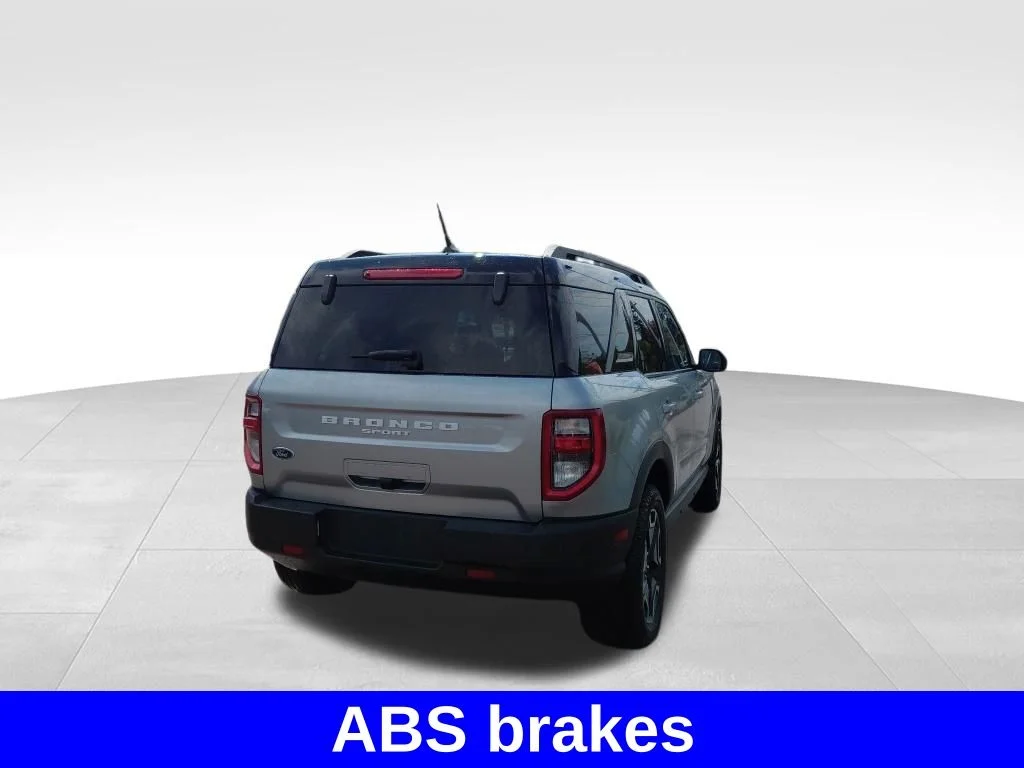 Used 2023 Silver Metallic Ford Outer Banks image 13