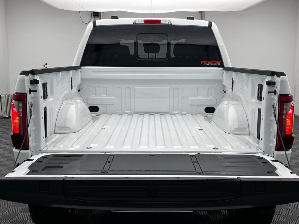 New 2025 White Ford XLT  Black Widow Lifted Truck image 10