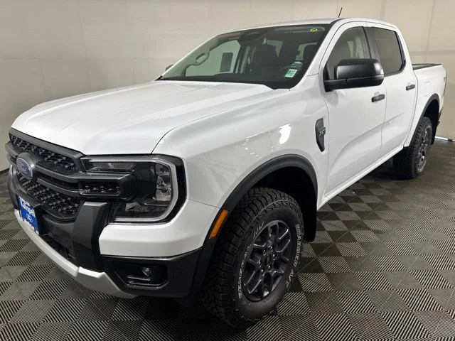 New 2026 Oxford White Ford XLT image 7