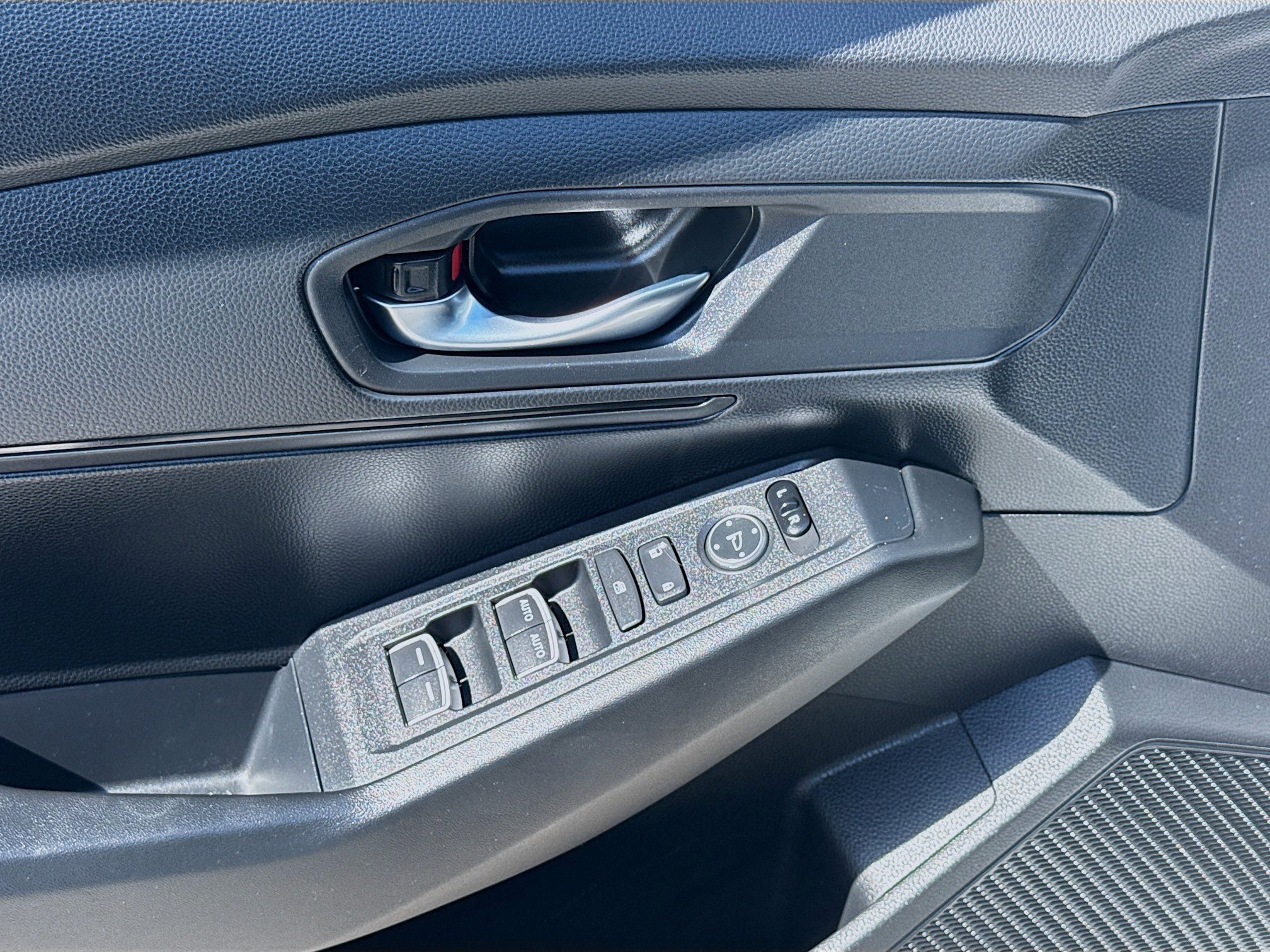 2024 Honda Accord LX - Photo 16