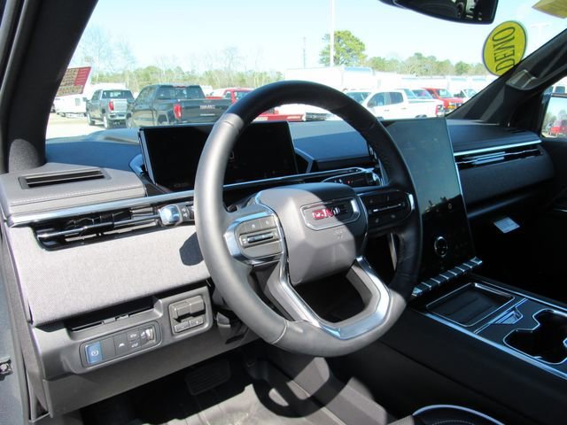 New 2026 Deep Ocean Metallic GMC Elevation Extended Range image 12