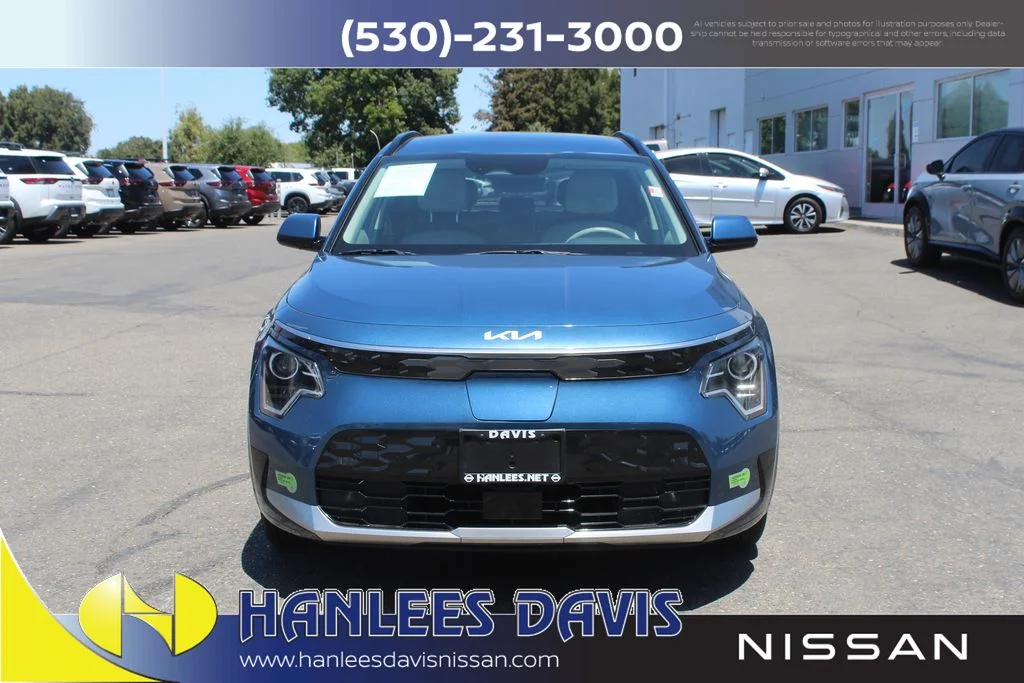Used 2023 Blue Kia Wind image 4