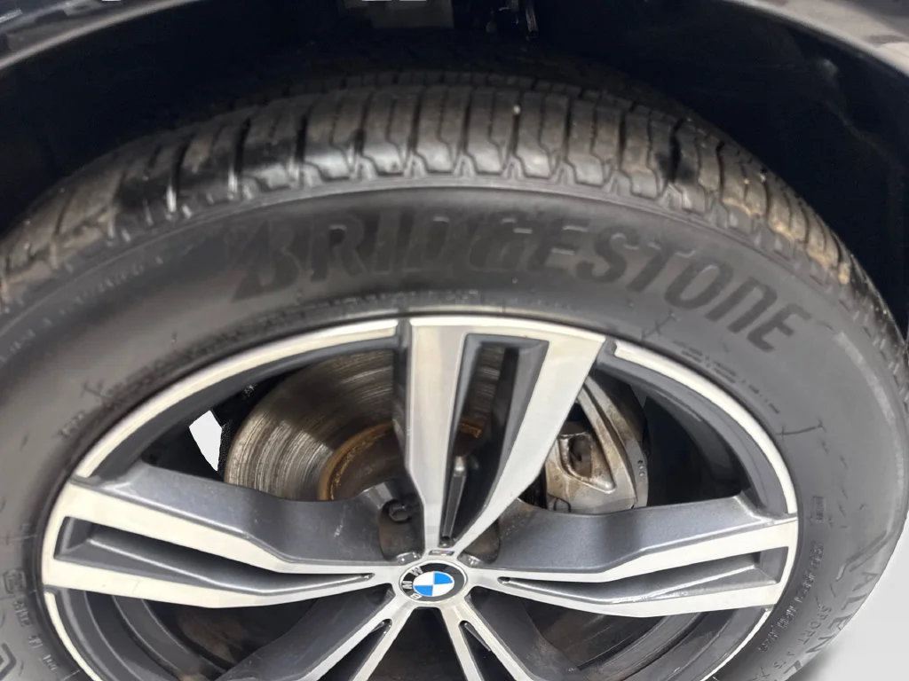 Used 2023 Black BMW xDrive40i image 94